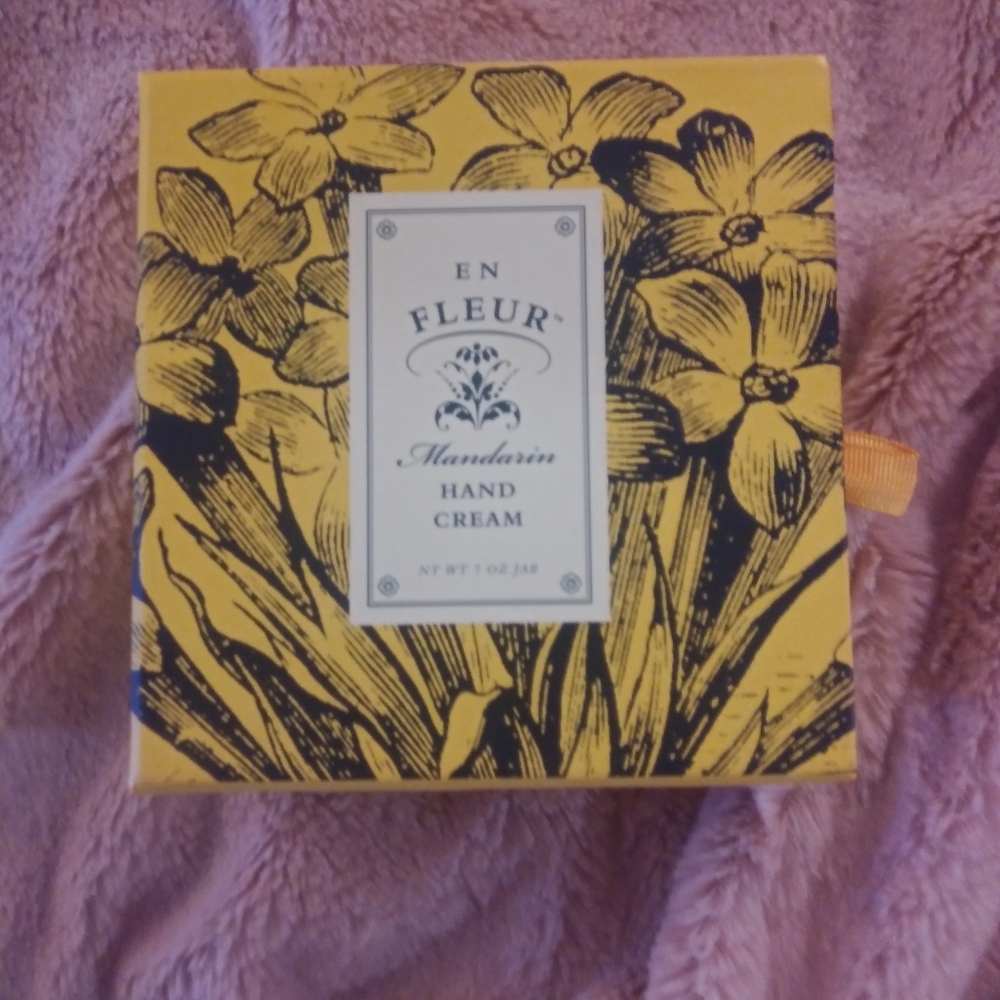 En Fleur Mandarin Hand Cream Box